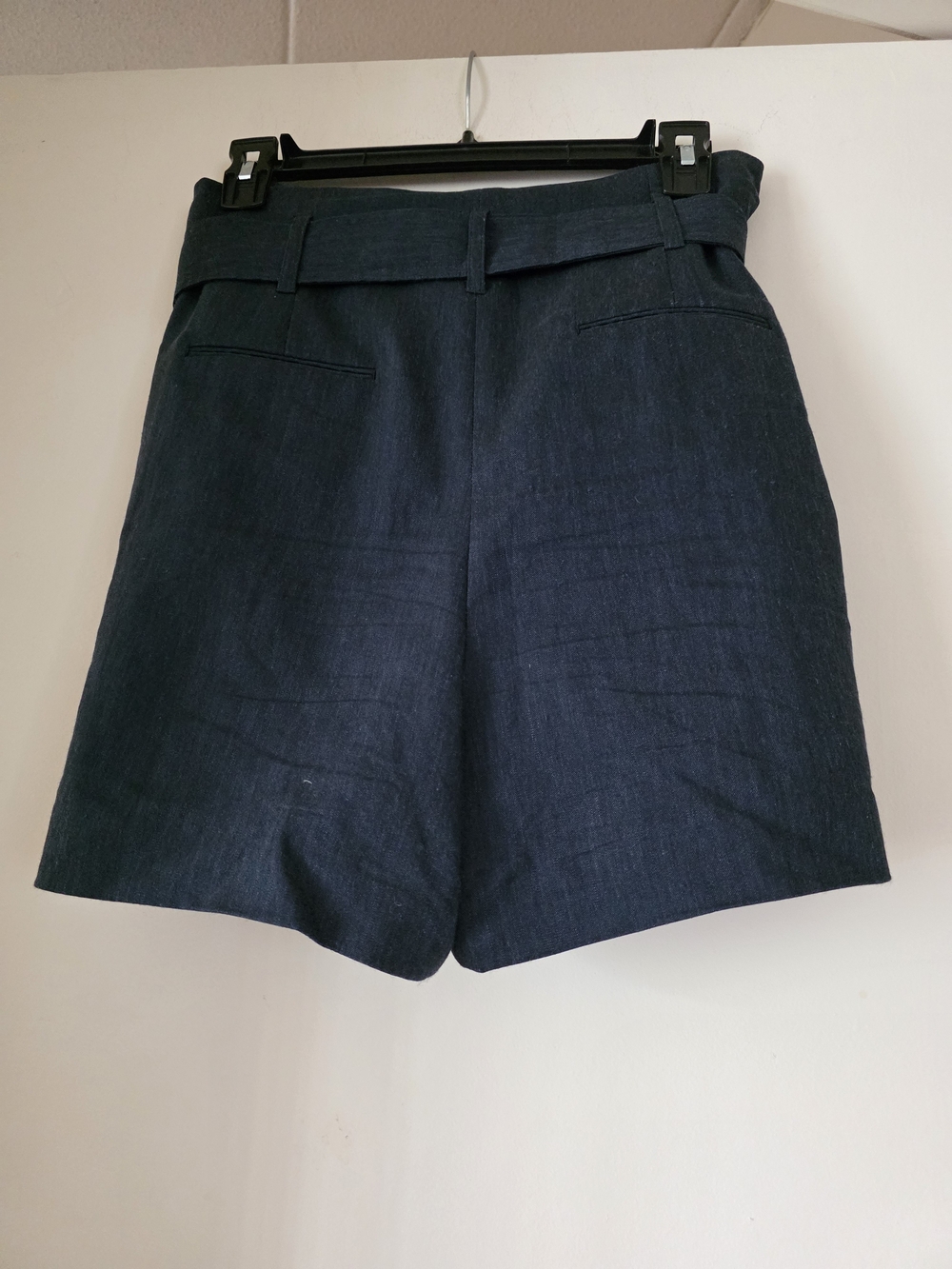 Elie Tahari Genna Belted Shorts - Picture 4 of 4